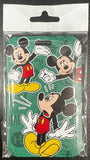 ID Card Badge Holder - Mickey Mouse & Friends - Mickey Poses On Green Background - foto real del paquete