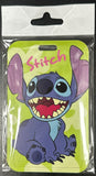 ID Card Badge Holder - Lilo & Stitch (Disney) - Sitting Stitch Green Background Vertical - foto real del paquete