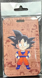 ID Card Badge Holder - Dragon Ball - Young Son Goku On Manga Panel Background - foto real del paquete