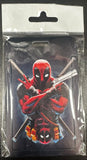 ID Card Badge Holder - Marvel - Deadpool With Crossed Arms And Katanas - foto real del paquete