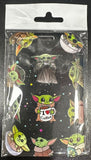 ID Card Badge Holder - Star Wars - Grogu In Various Poses On Black Background - foto real del paquete