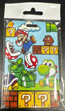 ID Card Badge Holder - Super Mario - Mario Jumping With Piranha Plants And Goomba - foto real del paquete