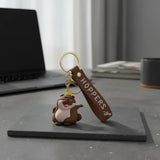 3D PVC Figure Keychain - Hoppers Operación Castor - Castor Wearing Crown