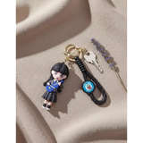 3D PVC Figure Keychain - Familia Addams Adams - Wednesday Holding Cello
