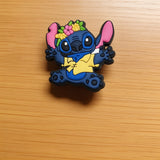 Crocs Charm - Lilo & Stitch - Stitch With Flower Crown And Ukulele